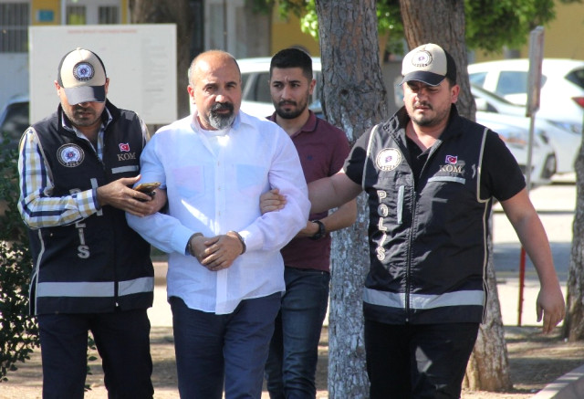 Adana Polisi Cinayet Zanlısını Bodrum’da Balık Yerken Yakaladı