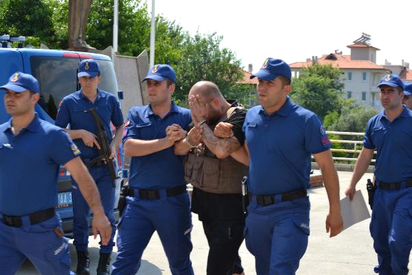 Muğla’daki Cinayetle İlgili Gözaltına Alınan 2 Kişi Adliyede