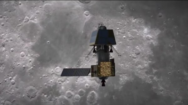 NASA, Hindistan'ın Ay'a çakılan aracını henüz bulamadı