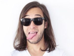 Dilinizdeki bu belirtileri görmezden gelmeyin! Tehlike büyük..