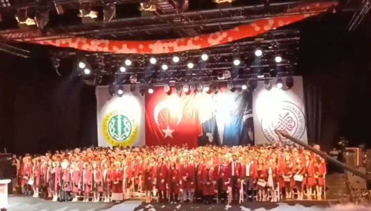 Çapa Tıp öğrencileri dekanın Hipokrat Yemini’ndeki ‘cinsel yönelim’ sansürünü deldi!