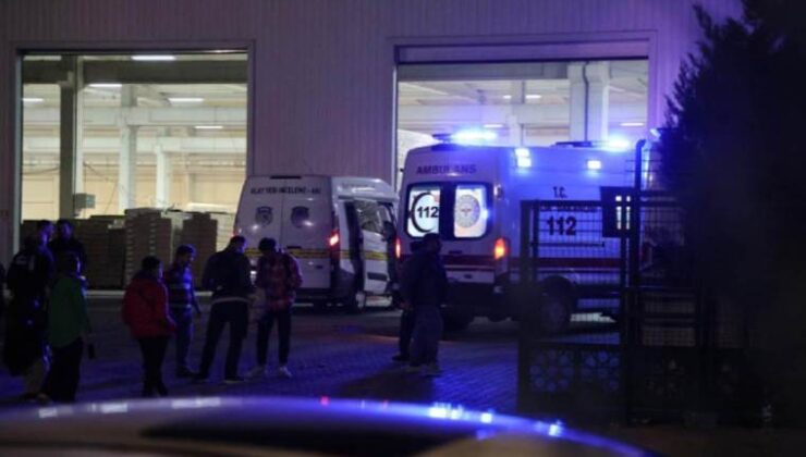Mobilya fabrikasında yangın: 5 emekçi hastaneye kaldırıldı