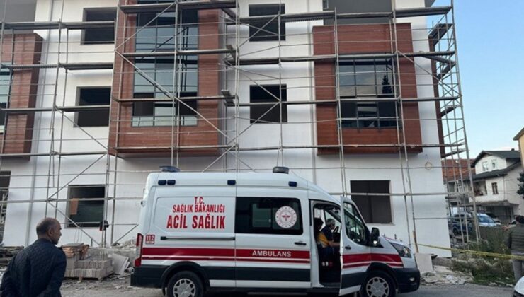 Sakarya’da iş cinayeti: Üzerine asansör düşen 2 personel öldü!