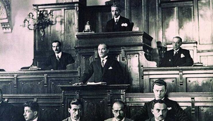 Ulu Başkan Atatürk’ün en büyük yapıtı: Cumhuriyet 101 yaşında!