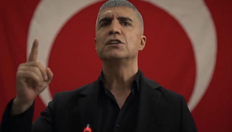 Kızıl Goncalar’da ‘Atatürk’ sahnesi gündem oldu: ‘Mustafa Kemal bir fikir adamıdır!’