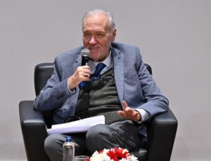 ‘Nazım’ı Tanımak ve Anlamak’ söyleşilerinin bu ayki konuğu Prof. Dr. İlber Ortaylı oldu