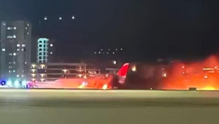 Rusya-Antalya seferini yapan uçağın motor kısmında iniş sırasında yangın çıktı: Yolcular tahliye edildi