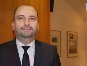 AKP Milletvekili Oğuz Üçüncü TBMM’de konuştu: ‘Fransız okullarına kayıt için Türk vatandaşlığından çıkan birçok çocuk var’