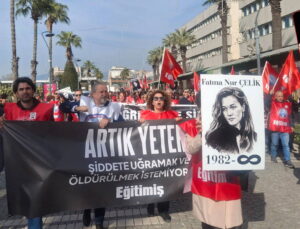 Laik ve bilimsel eğitim platformu bileşenlerinden reaksiyon