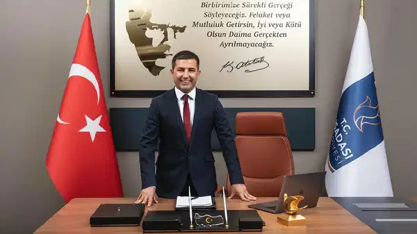 Son dakika… Kuşadası Belediye Başkanı Ömer Günel gözaltına alındı!