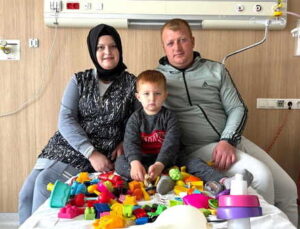 Kalp nakli beklerken ilaç tedavisiyle sıhhatine kavuştu