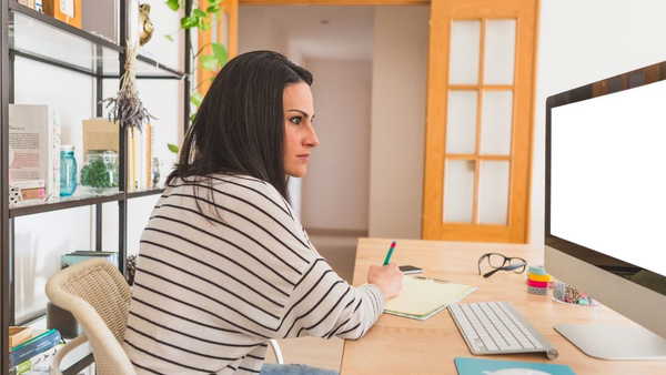 Masa başında kilitlenen vücutlara biyomekanik tahlil: ‘Brügger Çarkı’ tekniği