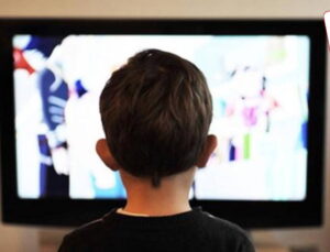 Okul ataklarının akabinde yine tartışmaların odağında: Çocukları şiddete yönlendiren oyunlar ve toplumsal medya mı?