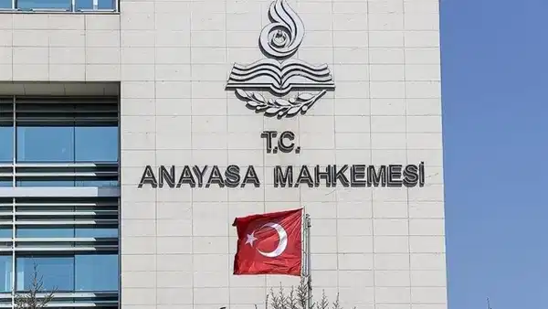 AYM, CMK’nin ‘bilgisayalarda arama, kopyalama ve el koyma’ hususunun birtakım kararlarını iptal etti
