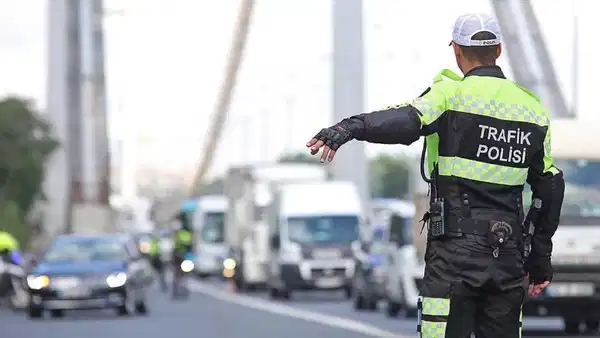 İstanbul’da kimi yollar trafiğe kapatılacak: Alternatif yollar duyuruldu