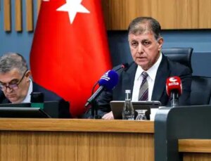 İzmir Büyükşehir Belediye Meclisi’nde ‘Rahmi Koç’ tartışması