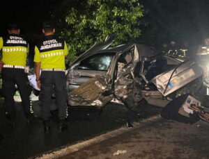 Arıza sebebiyle yol kenarında durdu, TIR çarptı: 7 yaşındaki çocuk hayatını kaybetti, yaralılar var!