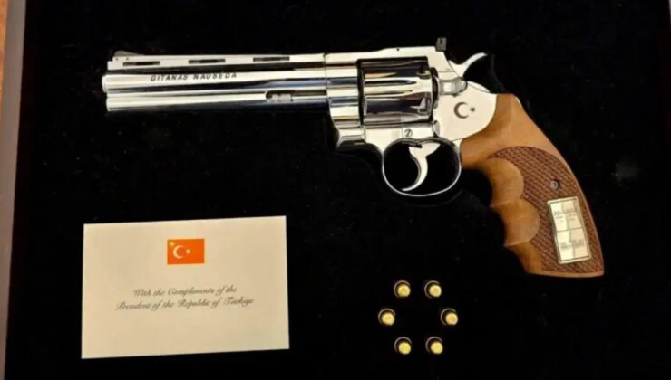 Erdoğan’ın ikram ettiği tabancayı hangi başkanlar ülkelerine götürmedi? İşte o isimler…