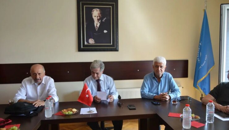 Kıbrıs gazisi Dr. Ahmet Zeki Bulunç’tan Ada için ihtar: ‘Koşulsuz müzakere idam sehpası olur’
