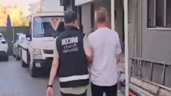 İzmir’de ‘suç örgütü propagandası’ operasyonu: 3 tutuklama